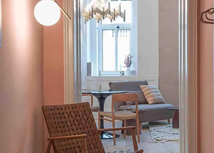 Apartment Design Naehe Naschmarkt *
